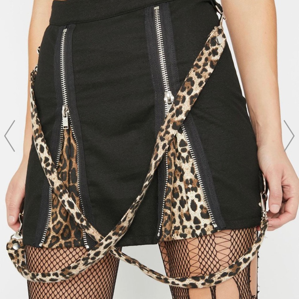 NWOT Current Mood Zipper Skirt